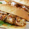 Şiş tawook sandviçi